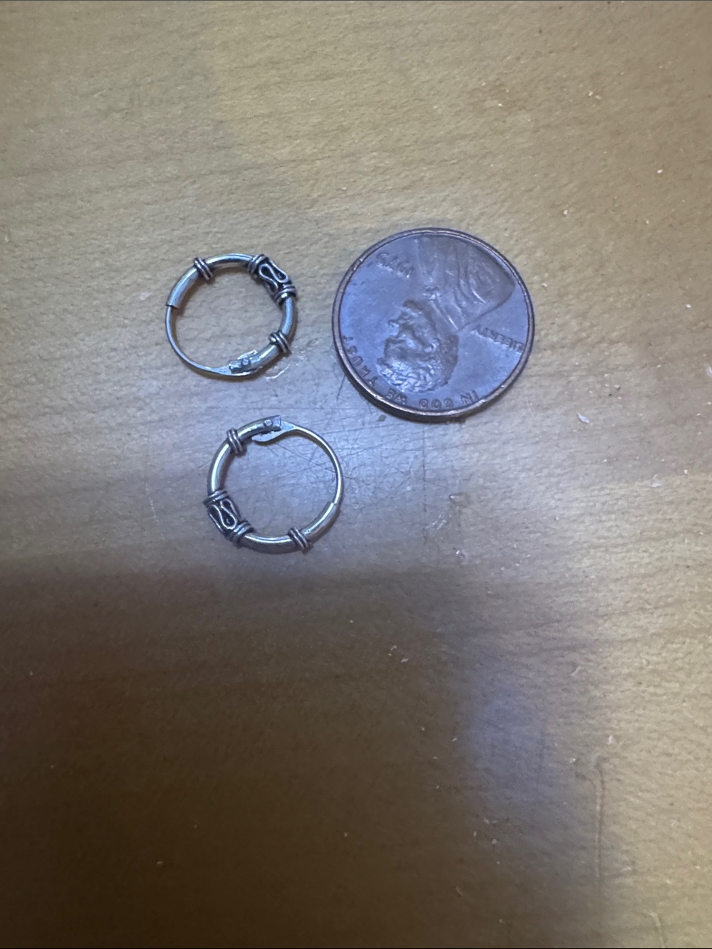 Sterling silver .925 Bali hoop earrings - Picture 2 of 2